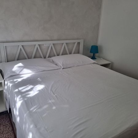 Villa Anna B&B Praia a Mare Δωμάτιο φωτογραφία