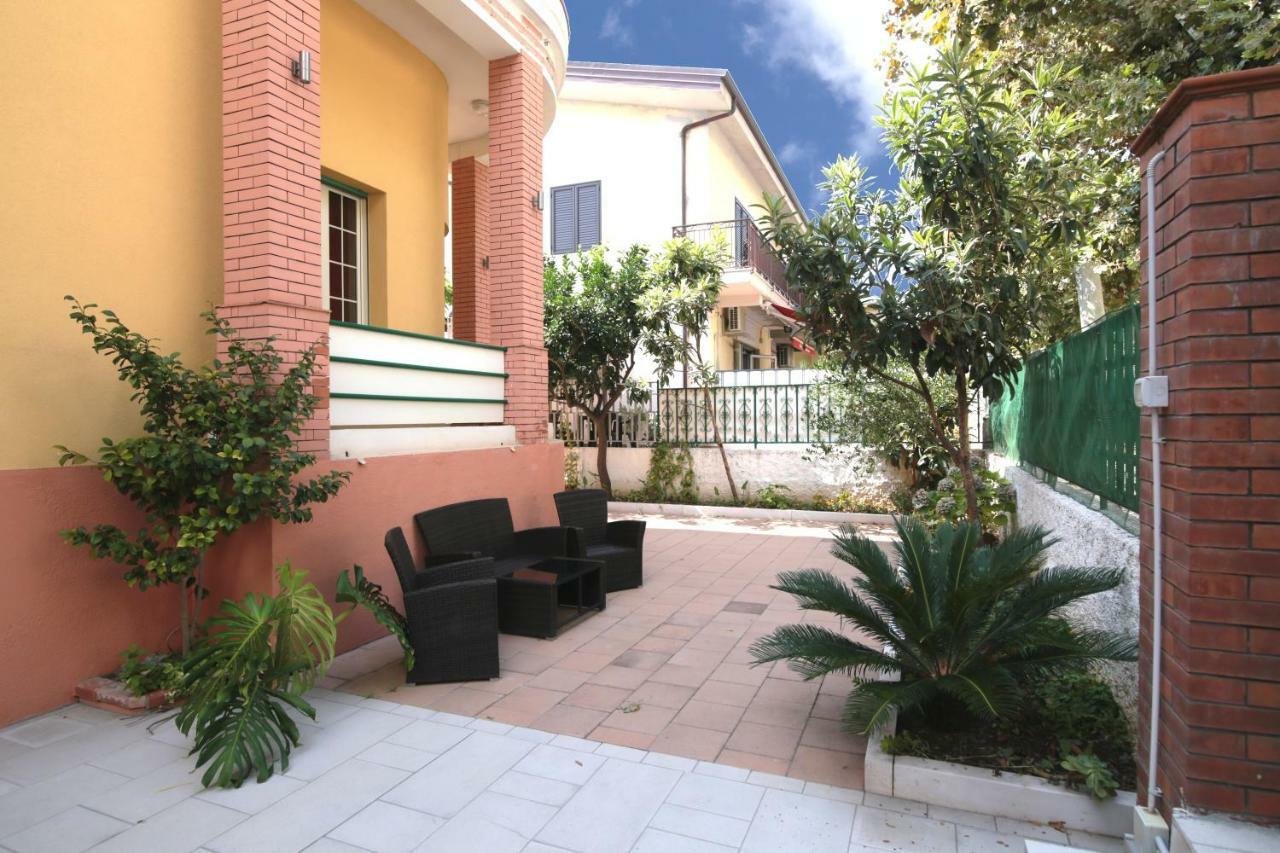 Villa Anna B&B Praia a Mare Εξωτερικό φωτογραφία